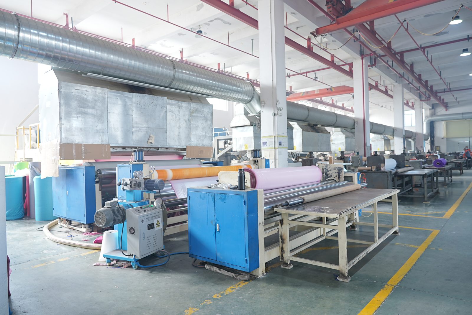 Production hall, wider view of the lines and packing area